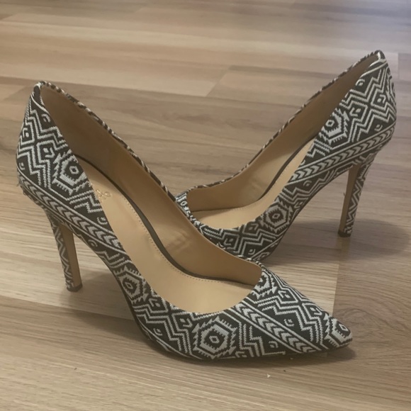 Vince Camuto Shoes - Vince Camuto ‘Callista’ Aztec Print Boho Heels